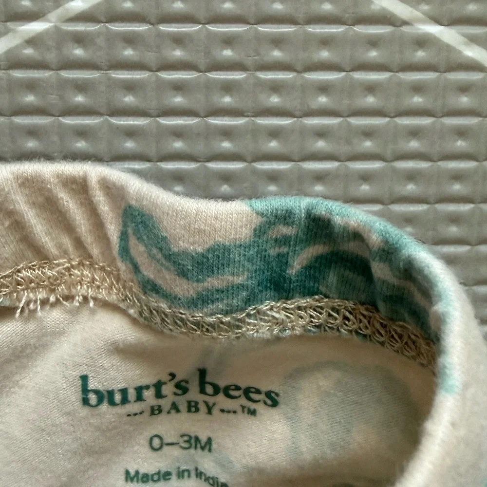 Burt’s Bees|Baby girl short sleeve LOVE bodysuit Onesie w Blue Floral Leggings•